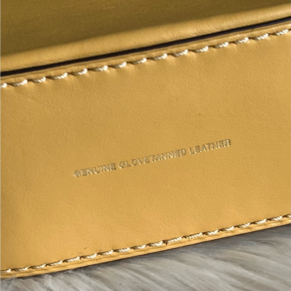 35844 - Coach Canteen Crossbody - Picture 10 of 12